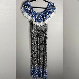 TRIBAL PRINT LACE MAXI DRESS